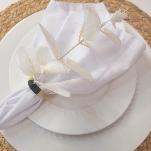 Set of 4 White Leaf Eucalyptus Napkin RingsRustic Napkin Ring, Minimalist Tabledecor, Oriental Tabledeco - Image 4